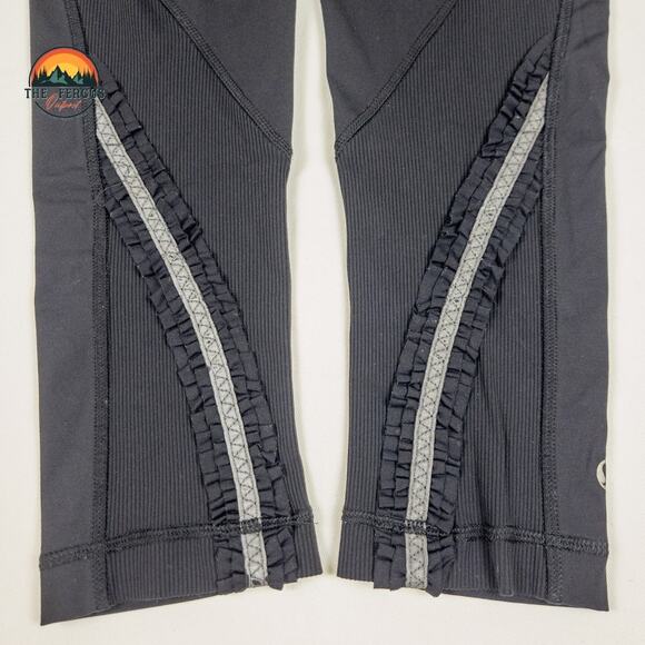 Lululemon Ruffle Reflective Stripe Black leggings Yoga Dance Gym Lounge Size 2 - Picture 6 of 9
